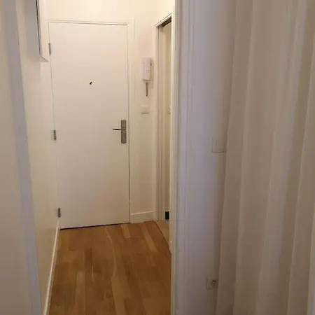 Parisien 2 Pieces * Paříž