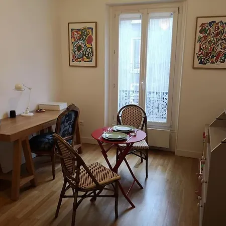 Apartment Parisien 2 Pieces