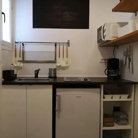 Parisien 2 Pieces Apartment *