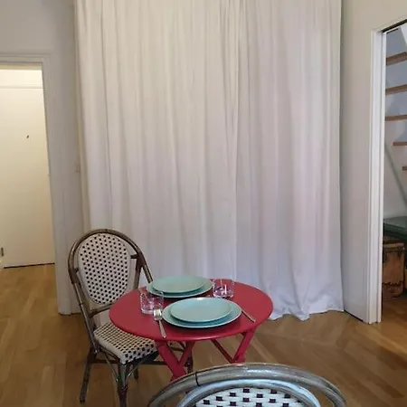 Apartment Parisien 2 Pieces Paris