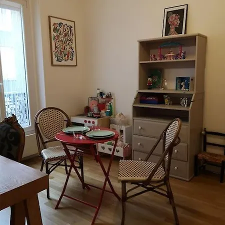 Apartment Parisien 2 Pieces